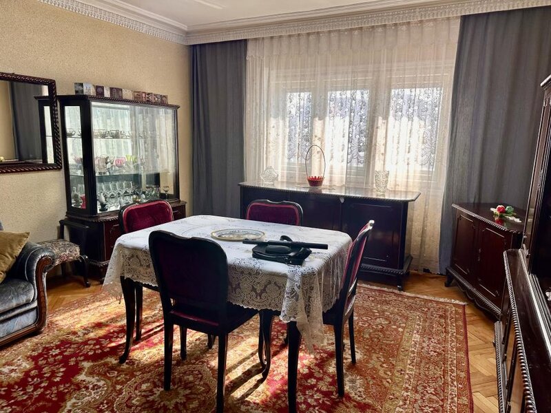 Progresului -Jumbo Mall -bloc 1988